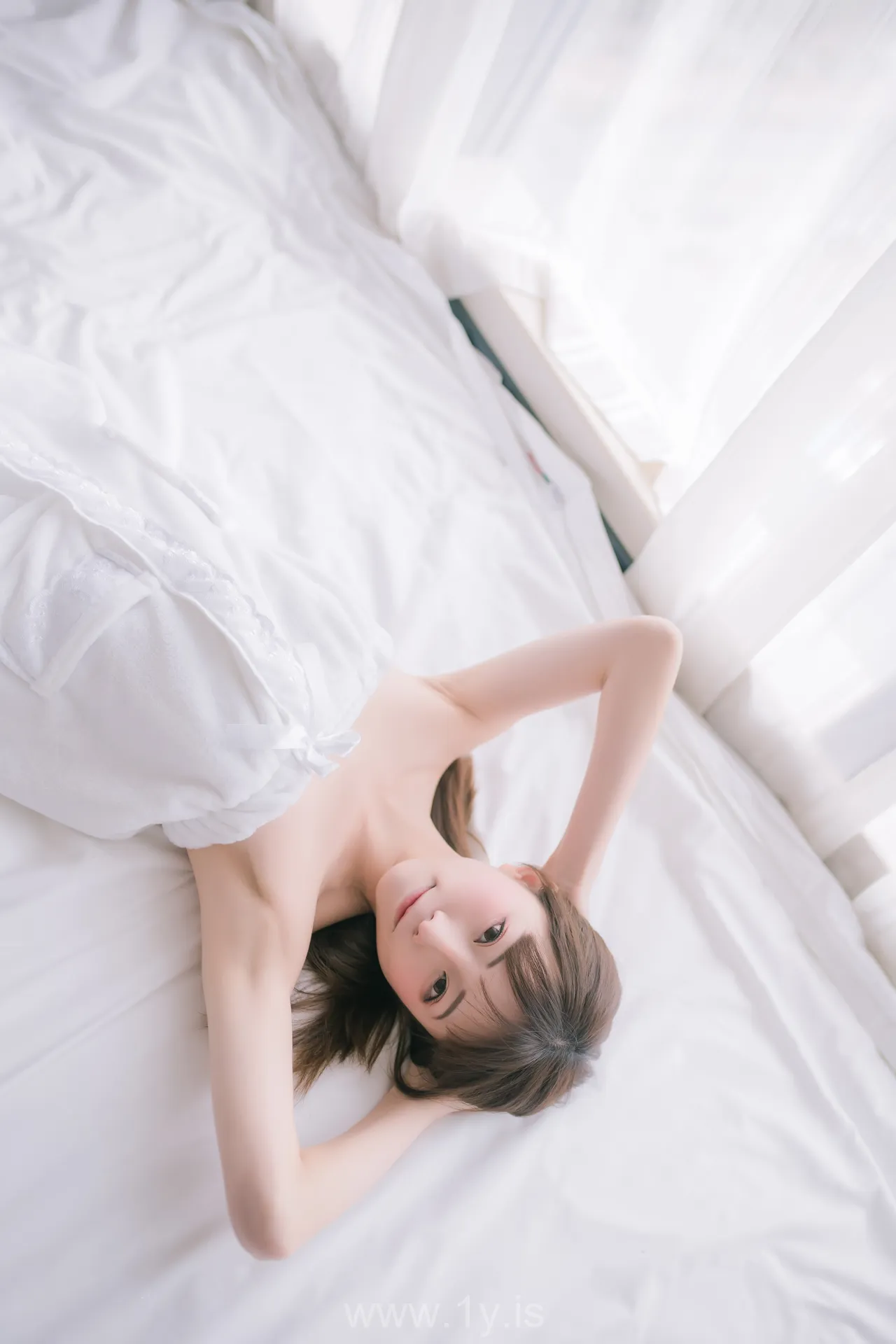 绮太郎 纯白浴巾